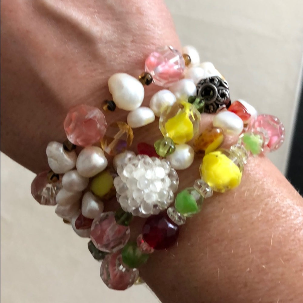 Pearl, Crystal, Semi-precious 𝐒𝐭𝐨𝐧𝐞 bracelet